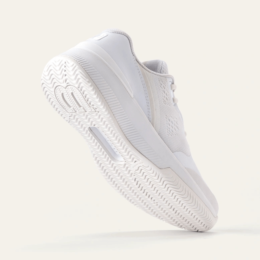 Wilson Intrigue Pro all court tennis shoes women white/white/silver