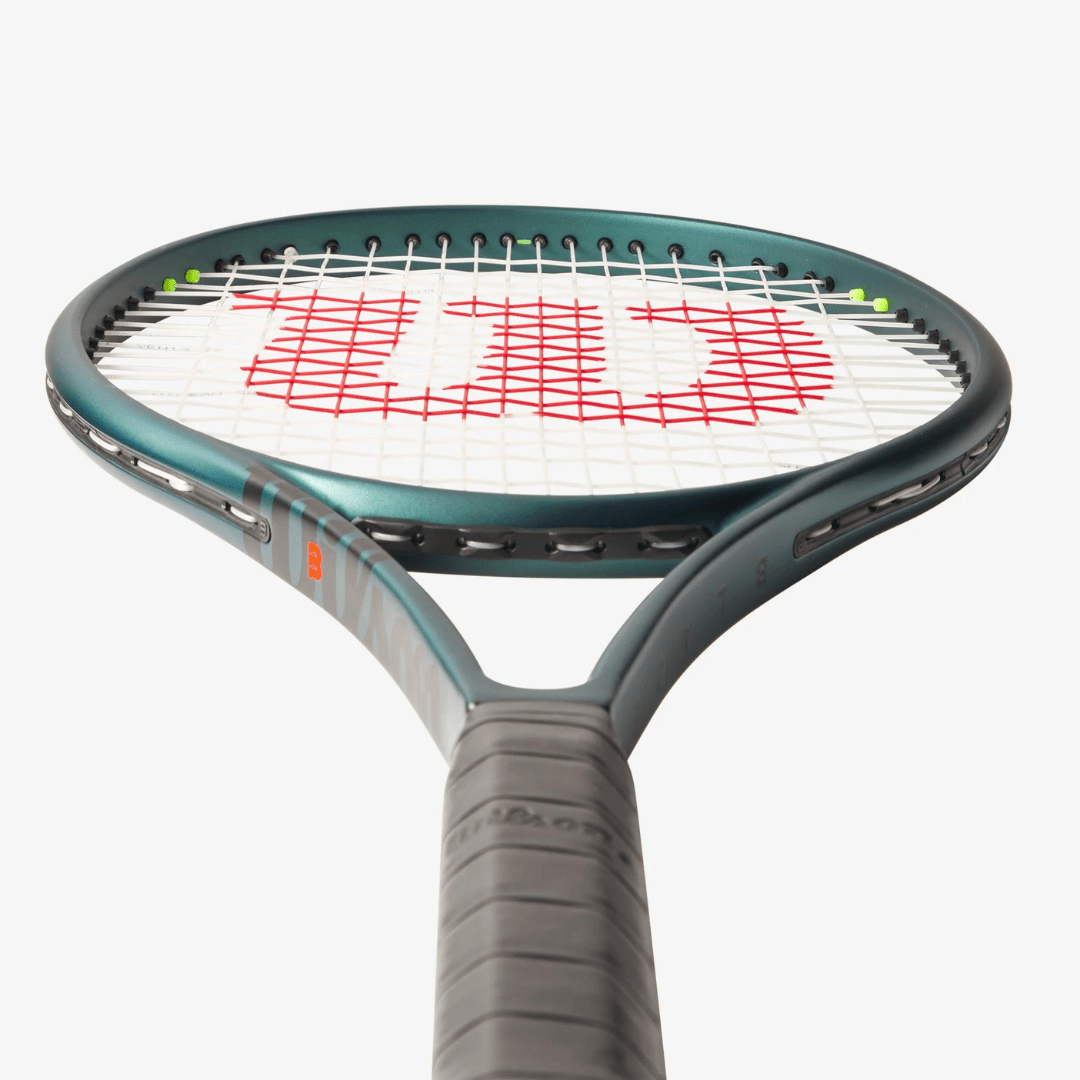 Wilson Blade 100L v9 285g (16x19) tennis racket