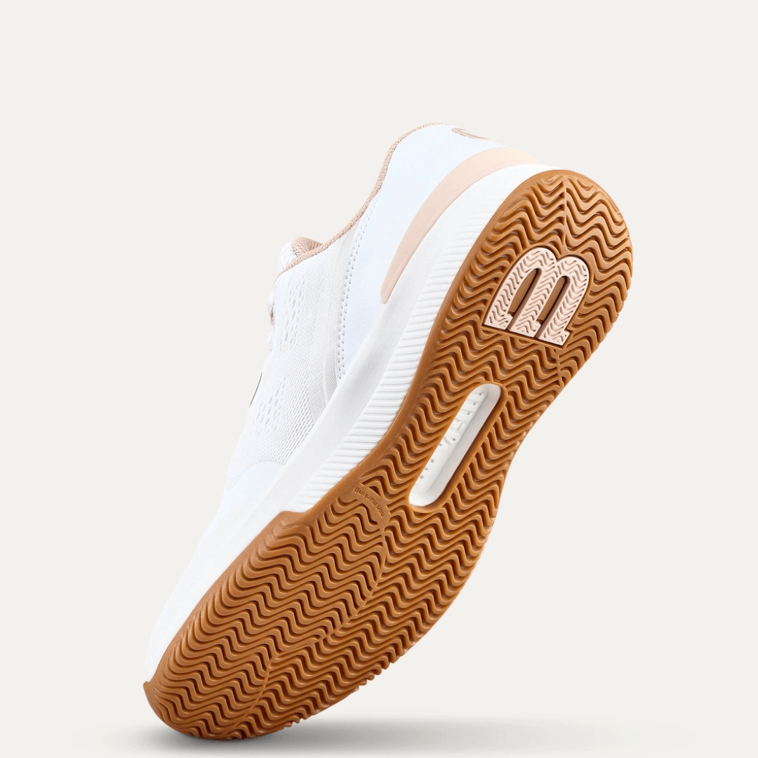 Wilson Intrigue Pro all court tennis shoes women white/cameorose/gum1a